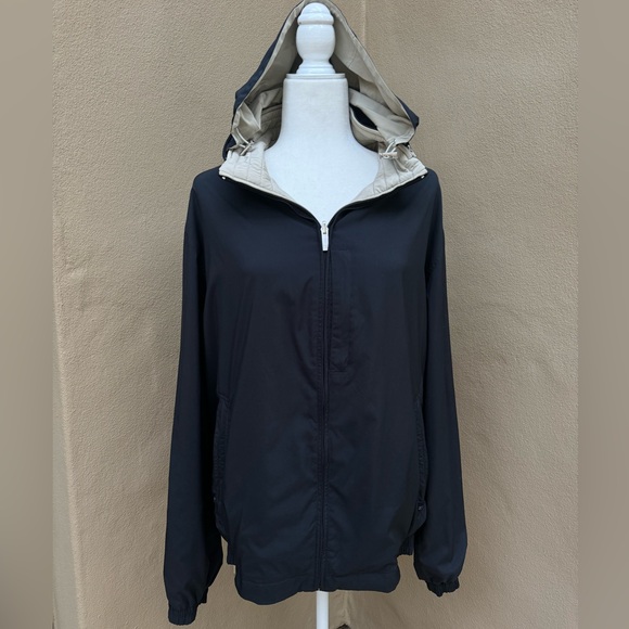 Zegna men’s reversible consealed hood jacket size XXL price firm!!